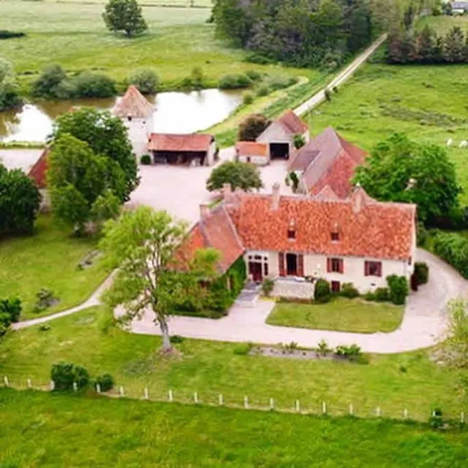 Les Echelettes Villa Montoldre Holiday home